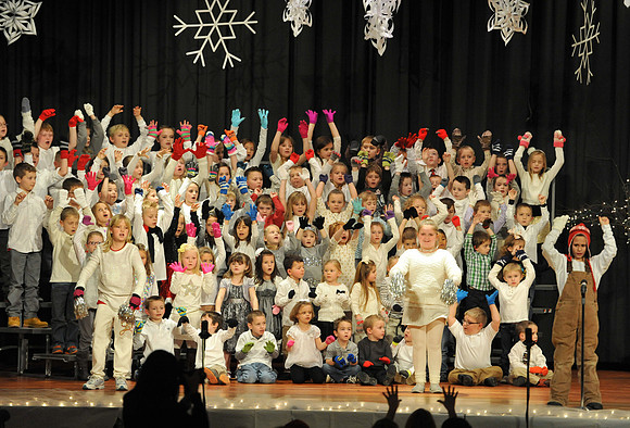 121814pr COS Conesville Christmas Concert-2