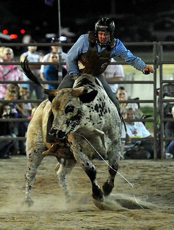 092814pr COS Bull riding-2